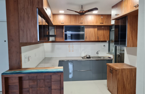 Spacious Kitchen